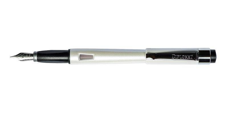 Diplomat Magnum Fountain Pen - Image 6