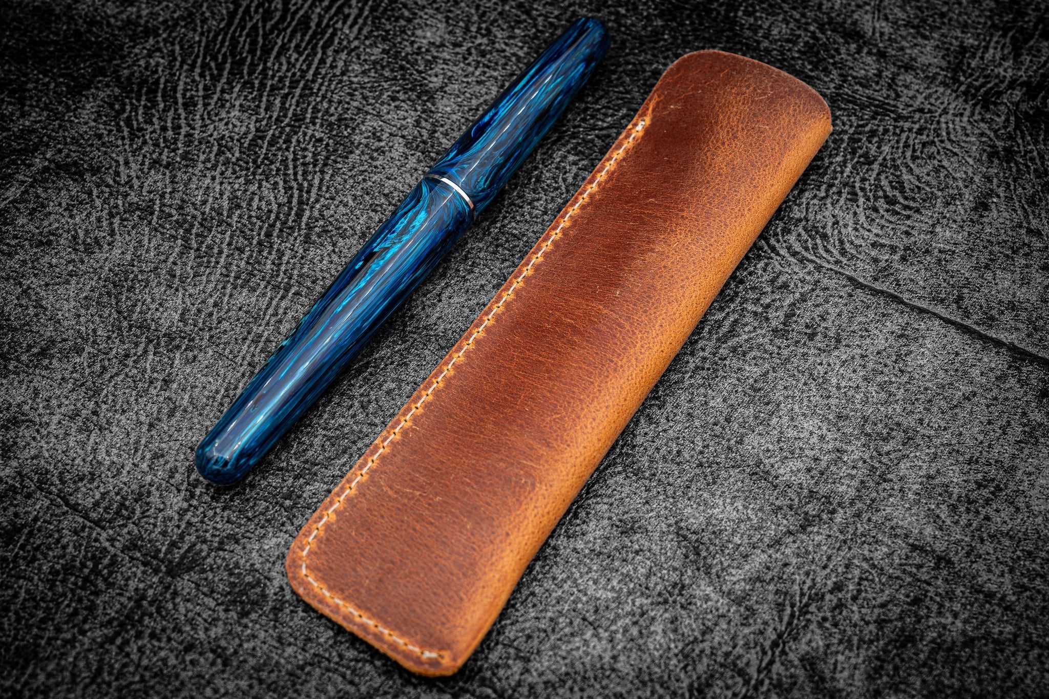 Galen Leather Single Fountain Pen Sleeve - Crazy Horse Tan