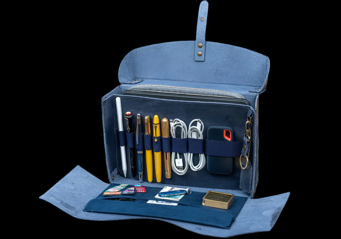 Galen Leather Writer's Medic Bag  - Crazy Horse Navy Blue