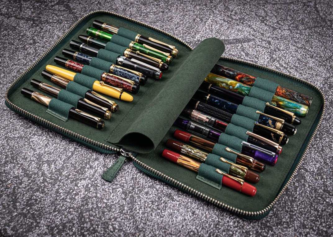 Galen Leather Zippered 20 Slot Pen Case - Crazy Horse Forest Green