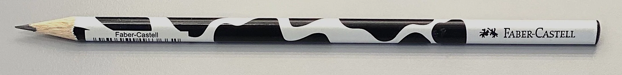 Graphite Pencil Triangular, Motif Cow