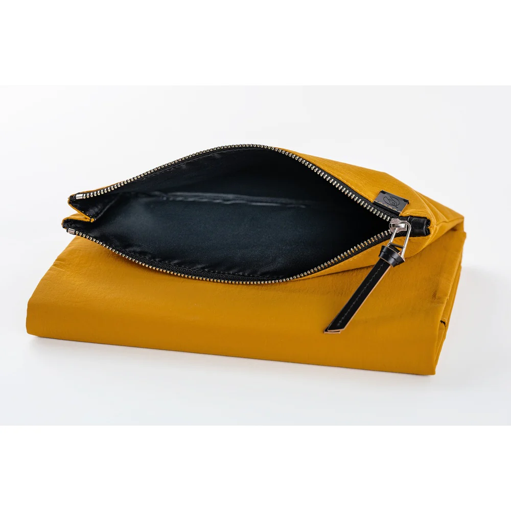 Hobonichi Techo 2026 Cover A5 – Tragen: Mustard - Image 3