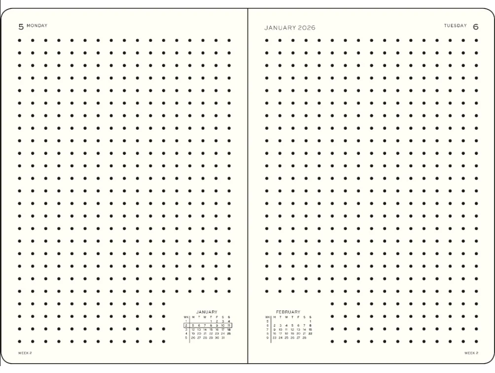 LEUCHTTURM1917 Daily Planner 2026 Dotted Medium (A5) English - Forest Green - Image 2