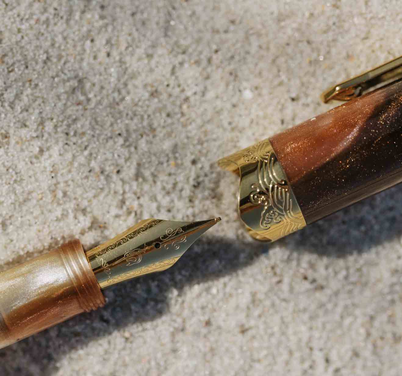 Nahvalur (Narwhal) Horizon Desert Fountain Pen - Image 2