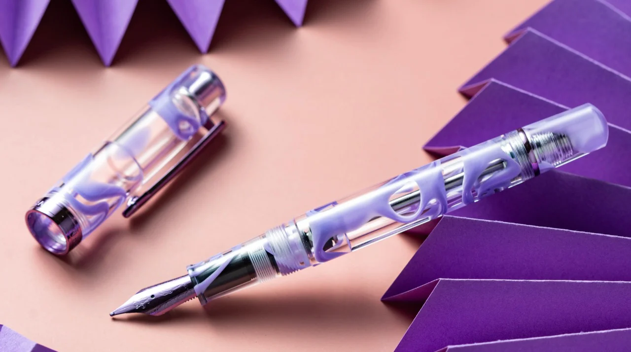 Nahvalur (Narwhal) Original Plus Lavender Tetra Fountain Pen - Image 2