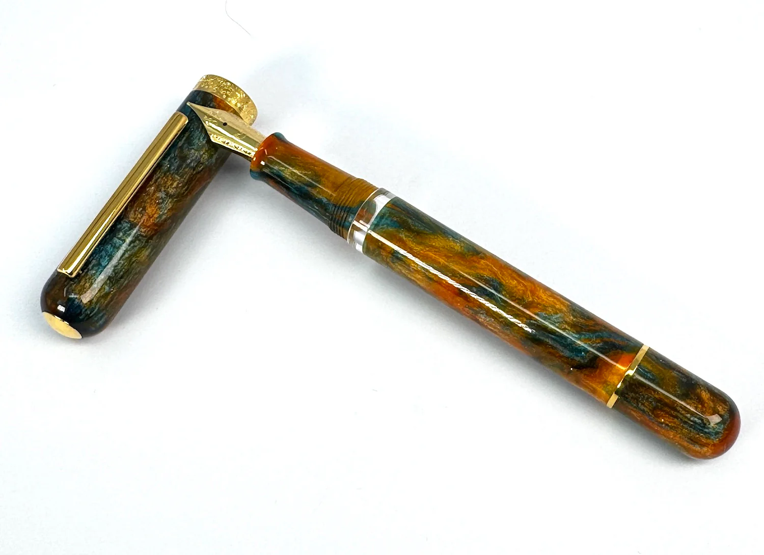 Nahvalur (Narwhal) Voyage Summer Fountain Pen