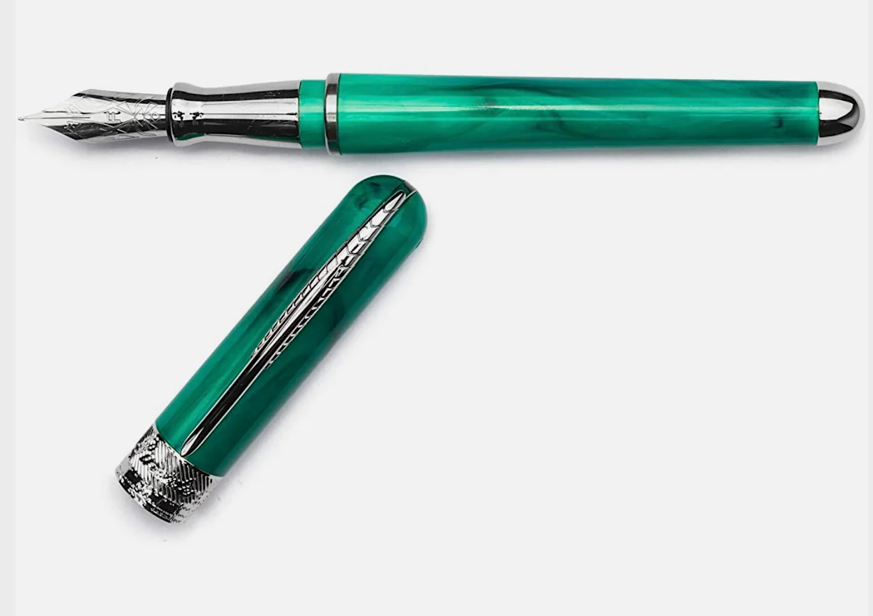 Pineider Avatar UR Fountain Pen - Image 3